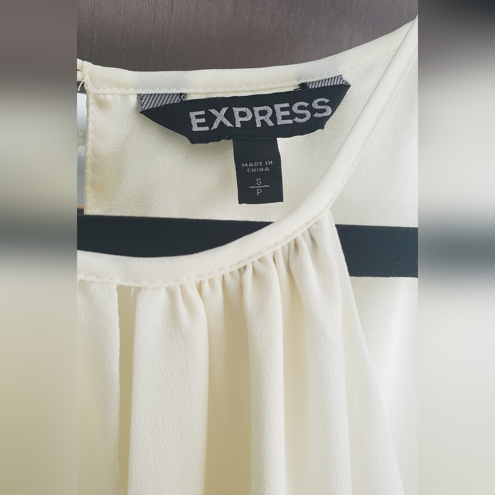 EXPRESS Ivory Casual Dress - Picture 3 of 5